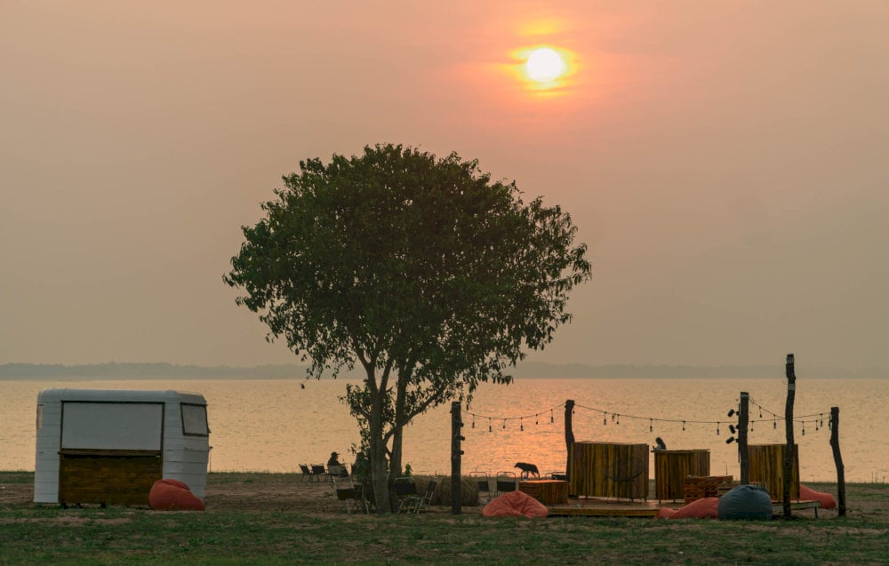 Cắm trại bên hồ Dầu Tiếng là trải nghiệm cực hot khi tới du lịch Tây Ninh.